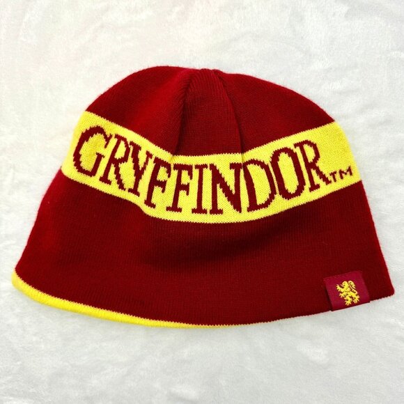 Wizarding World of Harry Potter Gryffindor Knit Beanie Adult Red Gold - Picture 1 of 8